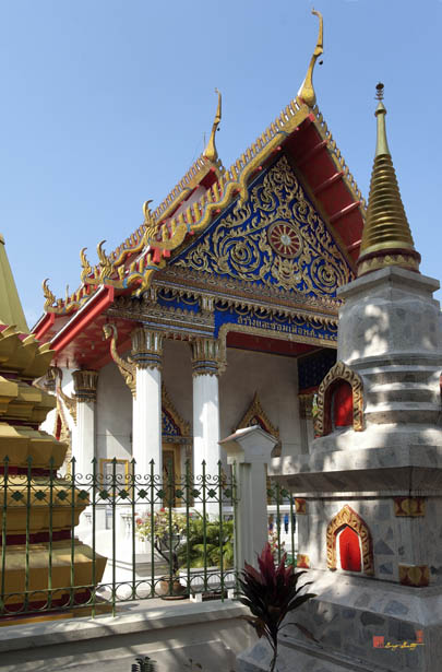 ออกที่วัดใหม่พิเรนทร์ เนื้อทองแดงกะไหล่ทอง ปี2519