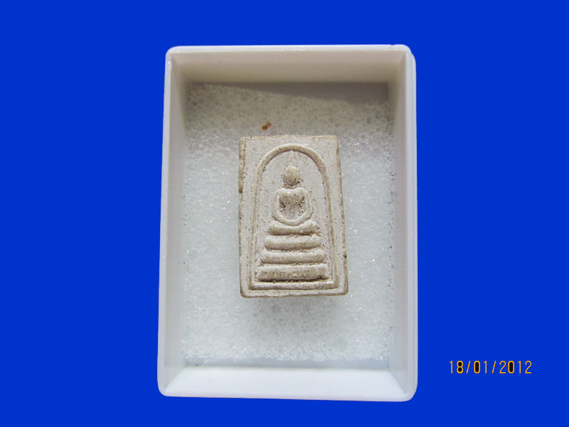 พระคะแนนหลวงพ่อแพ วัดพิกุลทอง เหมือนเดิมครับรอบนี้เริ่ม20บาท k.55
