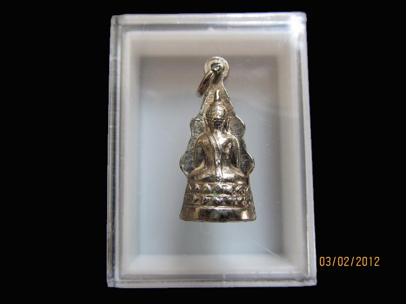 พระกริ่งเล็กพระพุทธชินราช กะหลั่ยเงิน เหมือนเดิมครับรอบนี้เริ่ม20บาท EI.12