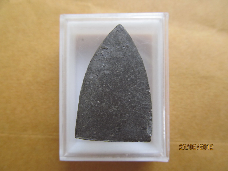 พระหลวงปู่ทวด เนื้อดำ ไม่ทราบวัดครับ เริ่ม20บาท **114