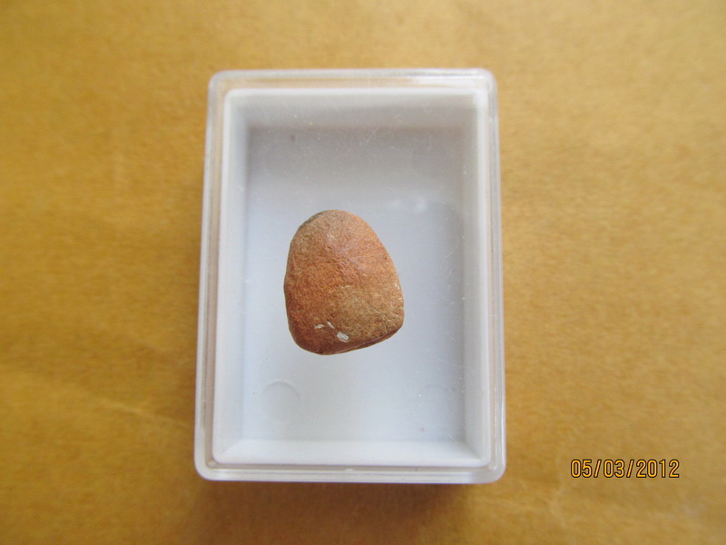 พระปิดตาองค์จิ๋ว ไม่ทราบที่ครับ (เนื้อดินเก่า) เริ่ม20บาท BB100
