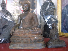 พระบูชา (สิงห์ 2) หน้าตัก 9 นิ้ว ฐานกว้าง 11 นิ้ว สูง 15 นิ้ว ผิวหิ้ง หนักมากๆ ตามรูปเลย