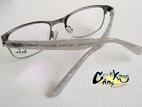Ray Ban กรอบแว่นรุ่นใหม่ ทรงกรอบเต็มสีกัน (ดำ-เทา) ก้านขาสปริง รุ่นนี้ขาสวยมากครับ