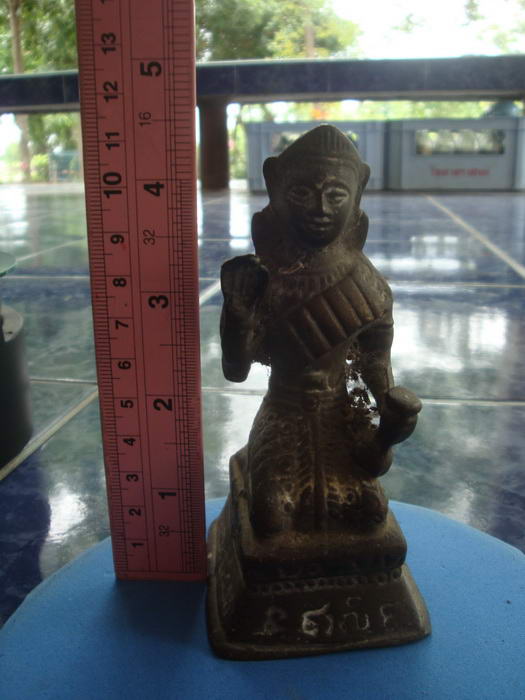 จัดไปอย่าให้เสียตามคำขอ350บาทแดง พระบูชา นางกวัก เก่า สวย แท้ แต่ไม่ทราบที่ครับ