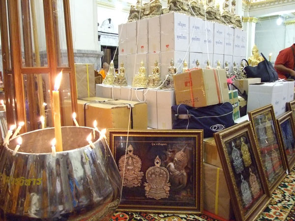 ของสวย ๆ มาอีกแว้ว ฉลุพุทธโสธร รุ่น เจริญพร เนื้อสุด HOT ทองระฆังลงยาสีม่วง พิมพ์ใหญ่