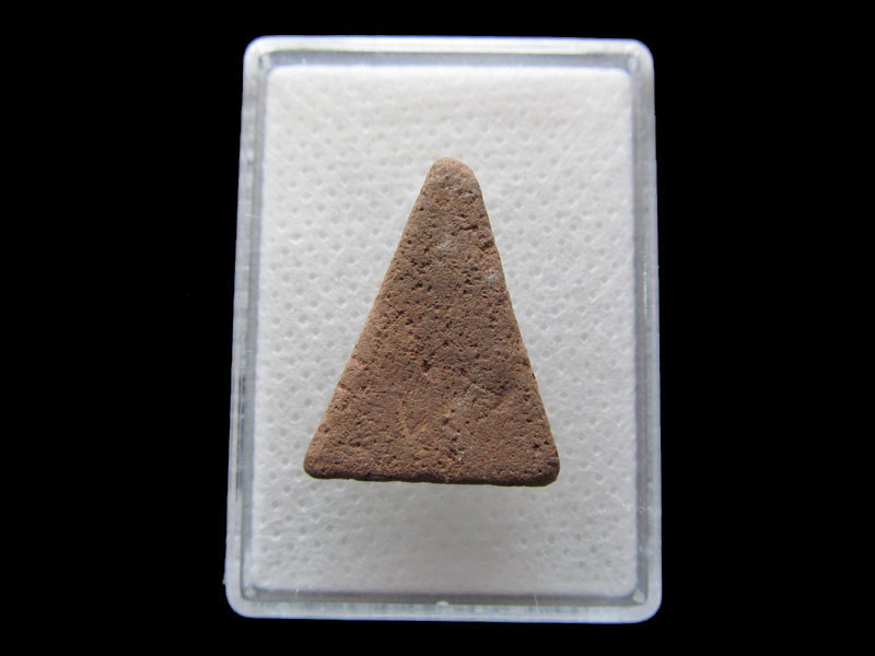 พระพิมพ์นางพญาเก่าไม่ทราบวัดครับ ..เริ่ม20บาท/.S.40