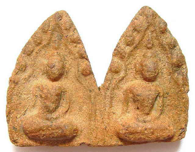 พระพลายคู่ กรุบ้านกร่าง