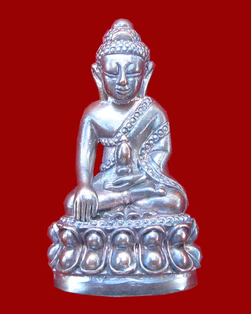 พระกริ่งจักรพรรดิ์ หลวงปู่ผ่าน ปัญญาปทีโป เนื้อแร่ก้นทองแดง โค้ต 198 สภาพสวยเดิมครับ 