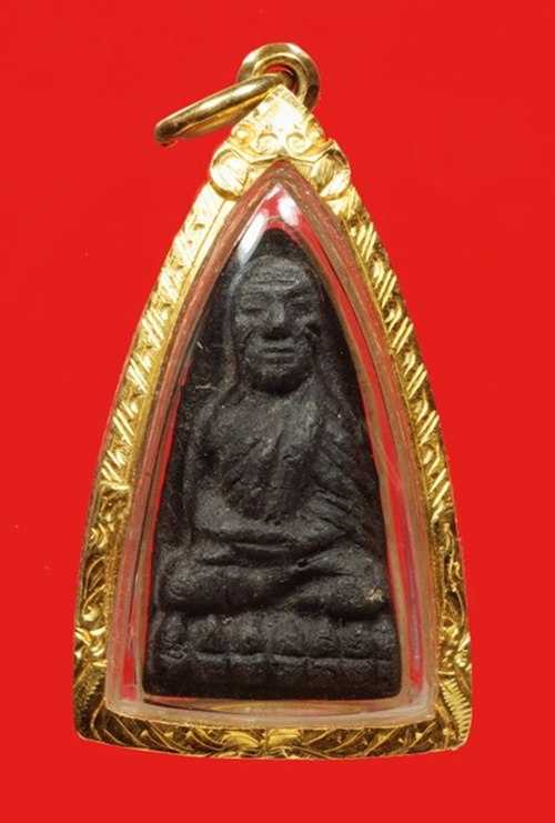   หลวงปู่ทวด วัดปราสาท ปี 2506 พิมพ์เล็ก หน้าอาปาเช่ เนื้อดำ+ทอง  