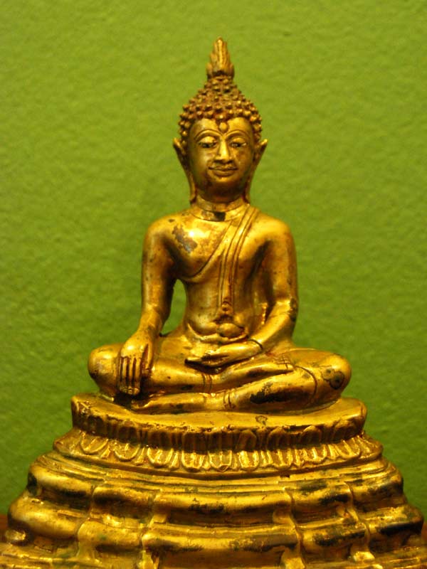 พระบูชาปางมารวิชัย หล่อดินไทย