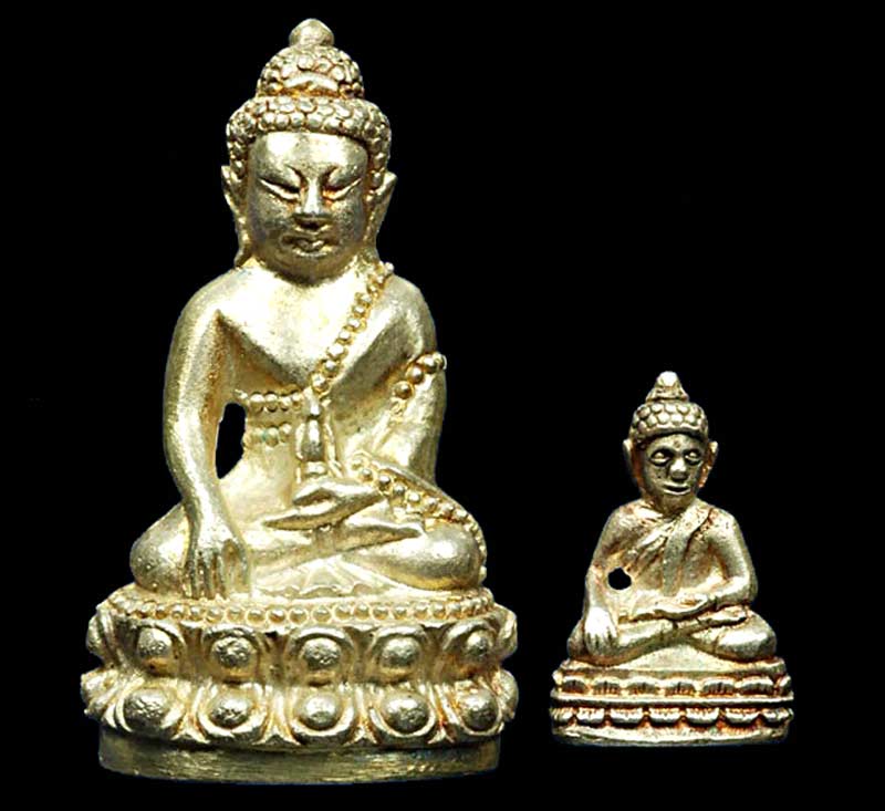 กริ่งโสฬสเนื้อเงิน ปี 33 เลข 194 พร้อมกล่องเดิม สวยเดิมๆค่ะ 