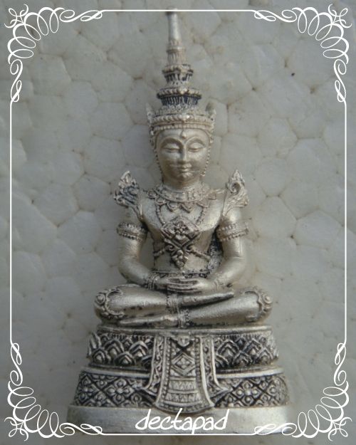 พระแก้วมรกตเนื้อเงิน กรมสรรพสามิต ครบ 64 ปี