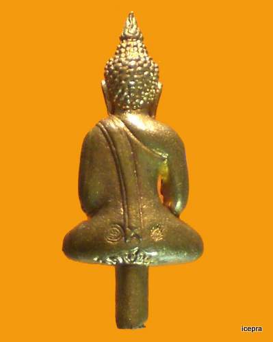 พระยอดธงรุ่นแรกเลื่อนสมณศักดิ์สุดยอดชนวนมวลสาร หลวงพ่อตัด วัดชายนา เนื้อสตางค์