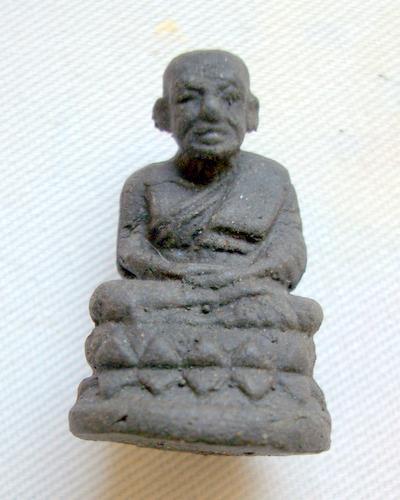 หลวงปู่ทวด รุ่นทองพันชั่ง อาจารย์นอง วัดทรายขาว ปี41
