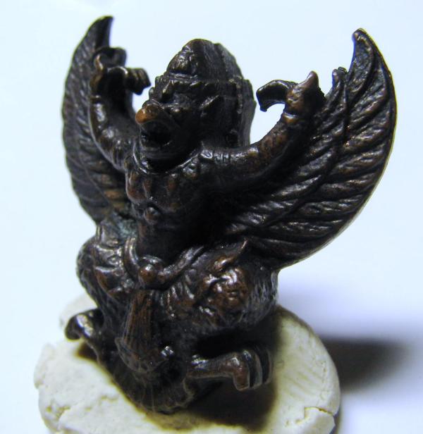 ครุฑหลวงปู่เส็ง วัดบางนา จ.ปทุมธานี