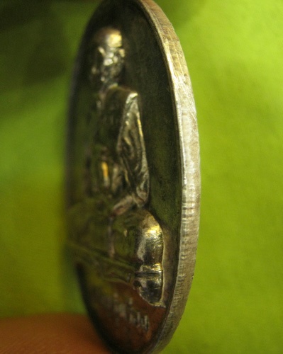 เจริญรุ่งเรืองหลวงปู่ม่นเนื้อเงิน ปี 2534