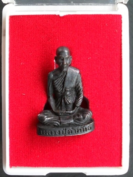 รูปหล่อหลวงปู่คำพันธ์ โฆสปญฺโญ รุ่นปฐวีธาตุ 
