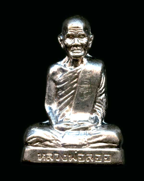 ***...รูปเหมือนปั๊มรุ่นแรก ลพ.ลออ วัดพรหมนิมิตร เนื้อเงิน...***