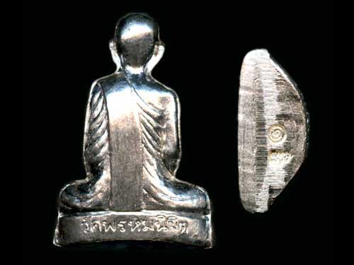 ***...รูปเหมือนปั๊มรุ่นแรก ลพ.ลออ วัดพรหมนิมิตร เนื้อเงิน...***