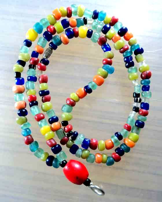 สร้อยลูกปัตคอนท่อม คละสี