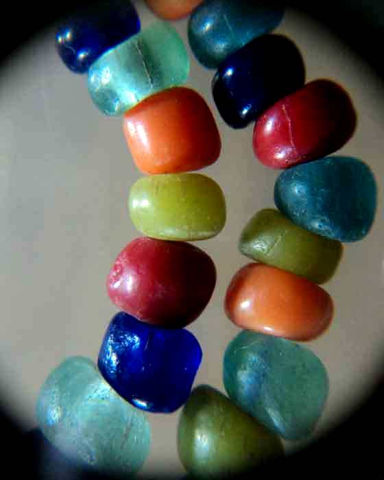 สร้อยลูกปัตคอนท่อม คละสี