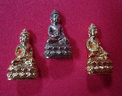 เคาะเดียว 3 องค์ 2 เนื้อ พระชัยวัฒน์ หลวงปู่นาม วัดน้อยชมภู่ จ.สุพรรณบุรี#2