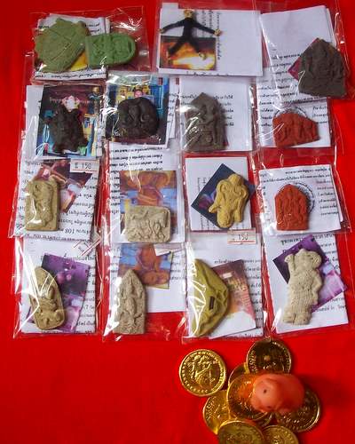 (^๑^) มหกรรมคืนกำไรแด่ชาวเวปพระทุกๆท่าน//***16 ชิ้น 149 บาท/แดง