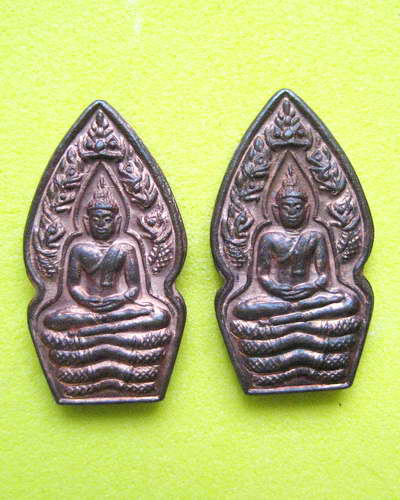 พระปรกใบมะขาม หลวงปู่หมุน ฐิตสีโล
