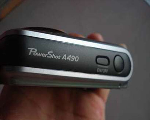 กล้องดิจิตอล Canon PowerShot A490 สภาพ 99% ราคาถูกพร้อมถ่านชาตร์ (ราคาไม่แพงครับ)