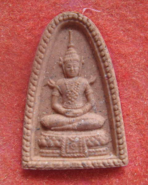 พระแก้วมรกตหลวงตาแตงอ่อน กลยาณธัมโม
