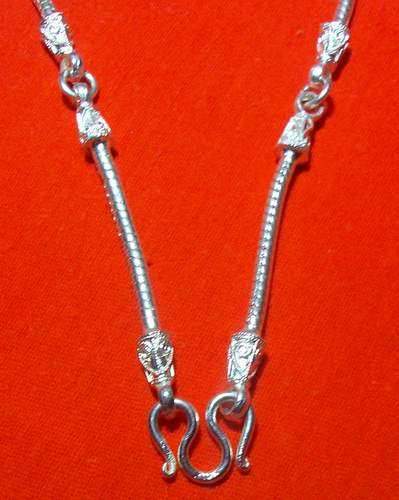 เพื่อคุณจริงๆเลย 1 ///// สร้อยเงินแท้ สามห่วง****++แดง 199 บาท