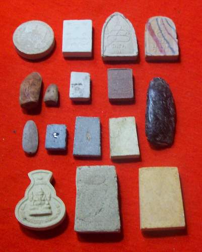 (*p*)5 ***พระแท้ ผง,ว่าน,ดิน (รับประกัน)*** 16 องค์ แดง 135 บาท