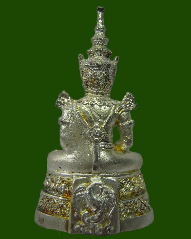พระแก้วมรกต กรมสรรพสามิต ครบ 64 ปี นื้อเงิน สวยสุดๆ กล่องเดิมๆ 