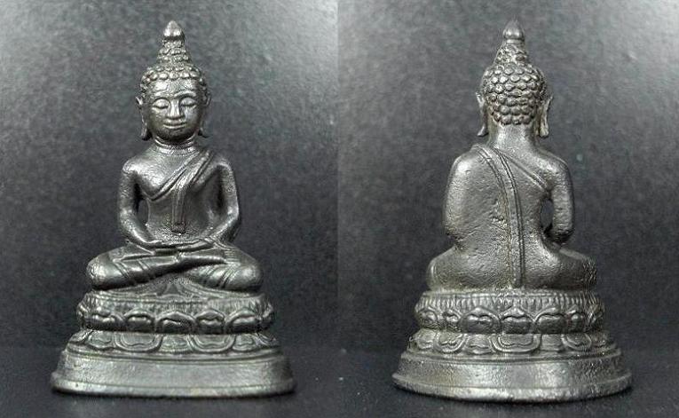 	พระพุทธศักดิ์สิทธิ์ ... รุ่นปฐวีธาตุ ... หลวงปู่คำพันธ์ วัดธาตุมหาชัย จ.นครพนม พ.ศ.2536