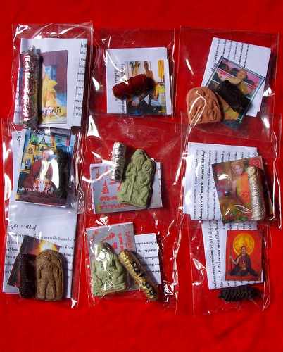 แดงโป๊กเดียว24บาท จากราคารวม 1194 บาท***ไม่รักไม่ชอบไม่จัดมาชุดเดียวเท่านั้น ***//ตะกรุดกามๆ9ดอก//**