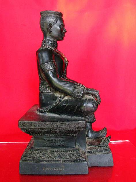 พระบูชา สมเด็จพระนเรศวรมหาราช ออกวัดดอนเจดีย์ จ.สุพรรณบุรี  ศิลป์งานช่างหลวง