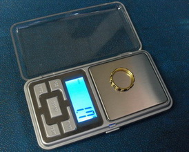 เครื่องชั่งดดิจิตอล 500g / 0.1g ใหม่เอี่ยม เอาไว้ชั่งกรอบพระทอง