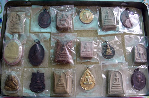 รวมพระเครื่อง เชิญเหมาไปได้เลยครับ......ww74