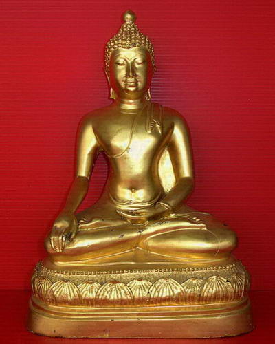 -++ พระบูชาศิลปะเชียงแสน หน้าตัก 9 นิ้ว ปิดทองเต็ม สวยมากค่ ะ ++-