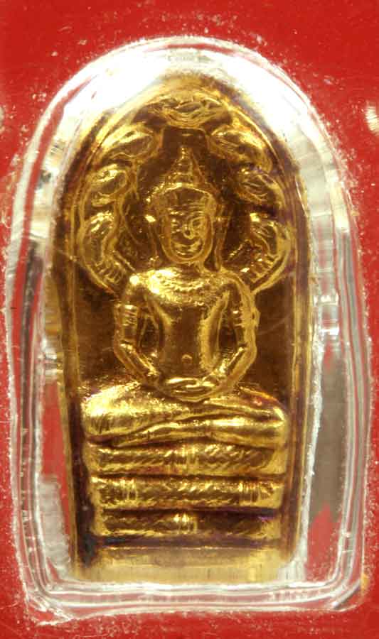 พระปรกใบมะขามทองคำรุ่นแรกลพ.ดำ วัดเขาพูลทอง