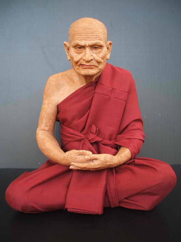 @@@@ รูปหล่อเหมือนหลวงพ่อเงิน 9 นิ้ว เหมือนจริงมากๆๆๆครับ@@