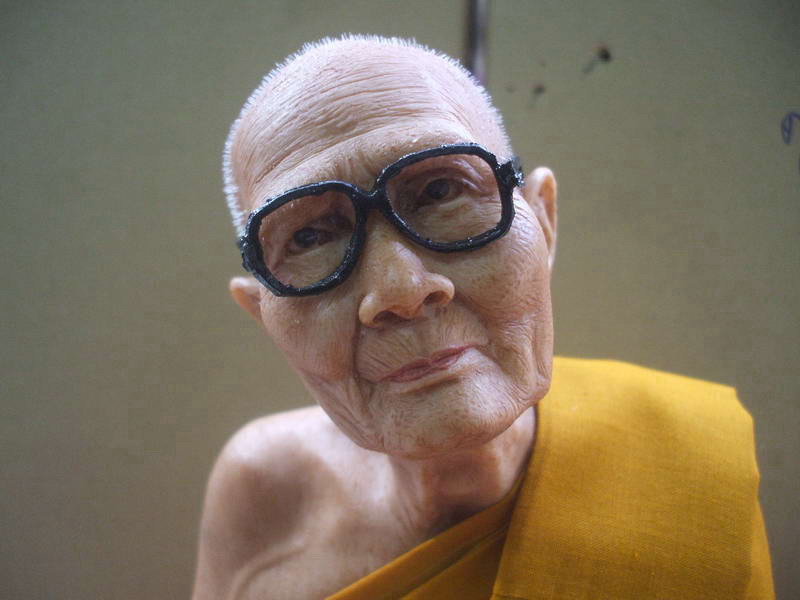 @@@@ รูปหล่อเหมือนปู่แหวน 9 นิ้ว เหมือนจริงมากๆๆๆครับ@@
