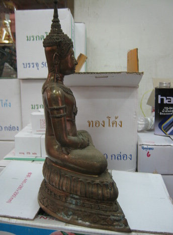 ทรงเทอดพระศรีอริยเมตไตยหน้าตัก 9 นิ้วปี 2525
