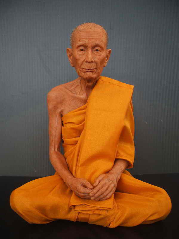 @@@@ รูปหล่อเหมือนหลวงปู่โต๊ะ 9 นิ้ว เหมือนจริงมากๆๆๆครับ@@