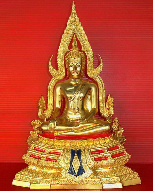 -+ พระพุทธชินราชบูชา กะไหล่ทอง ฐานสูง ตอกโค้ด สวยงามมากเลยนะคะ +-