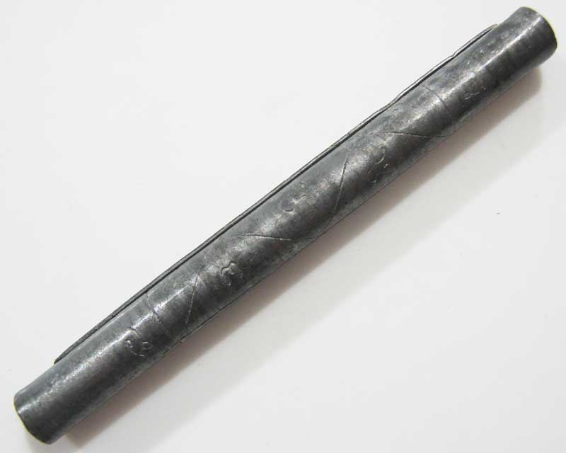 ของแท้วัดใจที่ 20 บาท ตะกรุดยันต์ตรีนิสิงเห เนื้อตะกั่ว ปี 2550 ยาว 2 นิ้วกว่า หลวงพ่อตัด วัดชายนา
