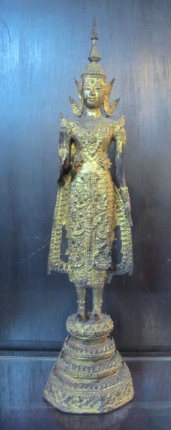 พระบูชารัตนยืน สูง 60 เซนติเมตร สภาพสมบูรณ์