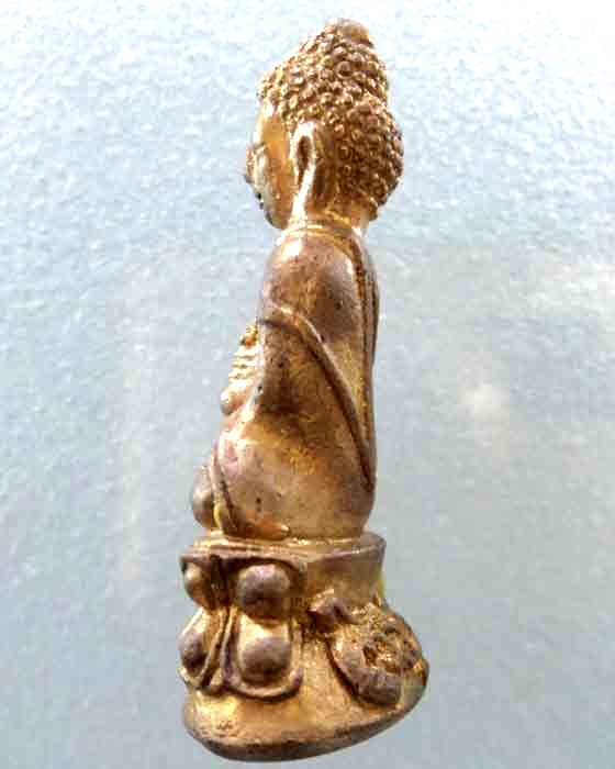 พระกริ่งสายรก หลวงปู่คำบุ