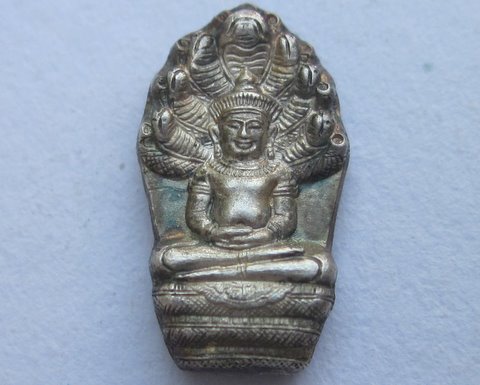 พระนาคปรกเนื้อเงินไม่ทราบวัดครับ