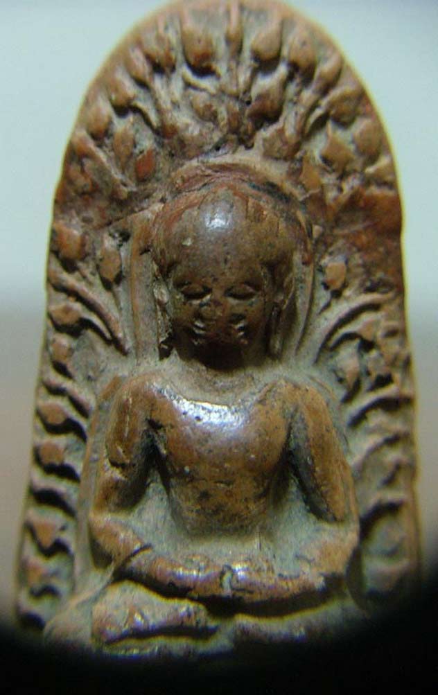พระลือหน้ายักษ์ ครูบาคำแสน (เคาะราคาต่ำกว่าทุนกันเลยครับ)